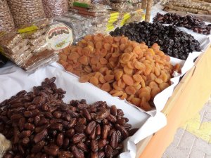 dried-fruit-394070_1280